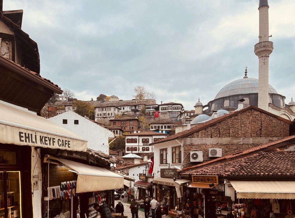 pexels-halil-cihat-daricioglu-229755410-34750746